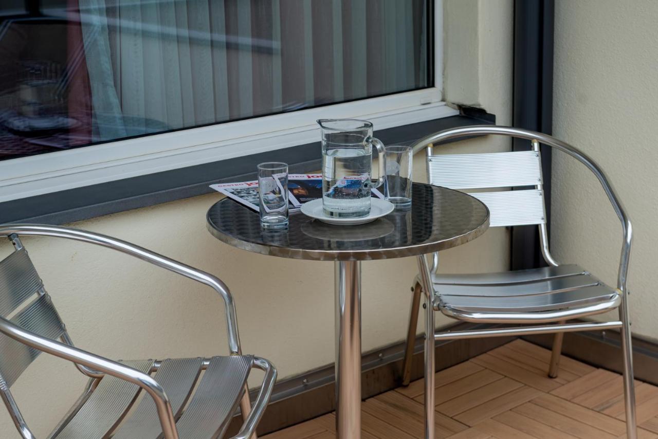 Hotel Du Pont Gampel-Bratsch Eksteriør bilde